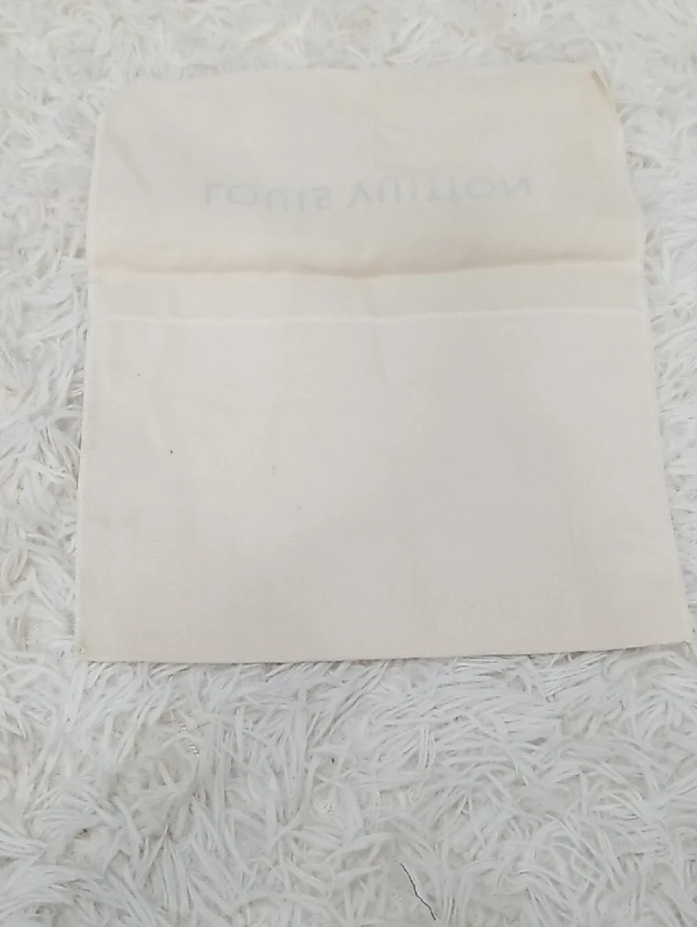 Louis Vuitton Cream Dust Cover with Navy Logo